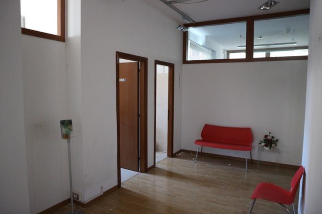 #2293 Uffici al piano terra con garage. Lotto 6 in vendita - foto 5