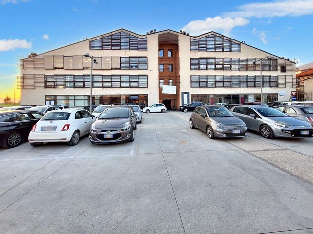#22978 Ufficio con garage (sub 97) in vendita - foto 13