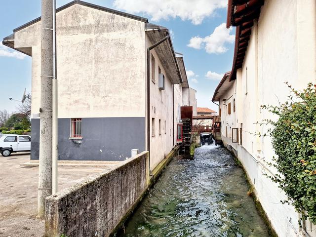 #23025 Edificio adibito a Bar-Ristorante con soprastante appartamento in vendita - foto 2