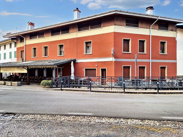 #23026 Albergo con Bar-Ristorante e due appartamenti in vendita - foto 2