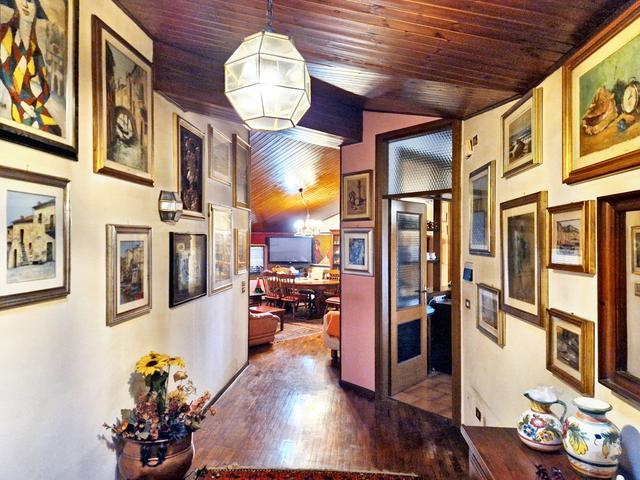 #23026 Albergo con Bar-Ristorante e due appartamenti in vendita - foto 22