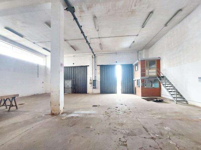 #23059 Capannone industriale con annessa area esterna in vendita - foto 13