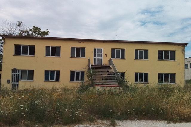 #23148 Capannone industriale con abitazione ed area uffici in vendita - foto 2
