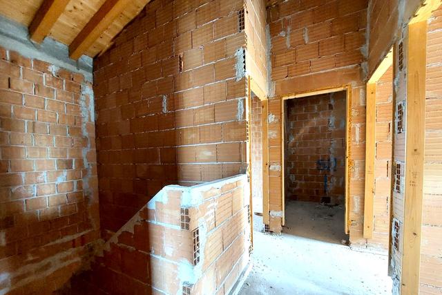 #23332 Comparto edificabile residenziale con rustico in vendita - foto 10