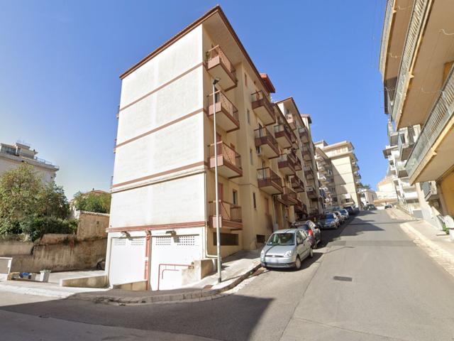 #23334 Locale deposito ed area scoperta per posti auto in vendita - foto 10