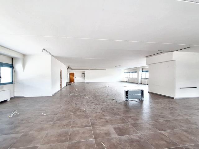 #23384 Ufficio e laboratorio adiacenti in complesso commerciale in vendita - foto 7