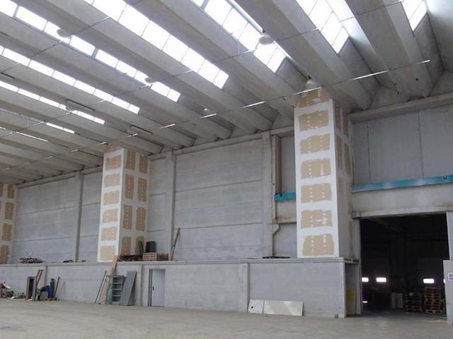 #23522 Capannone industriale con terreni in vendita - foto 9
