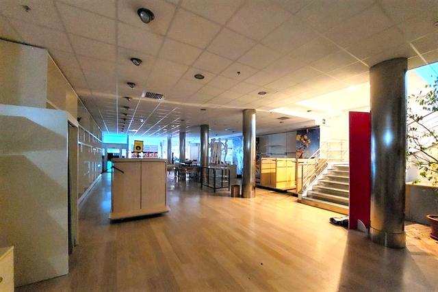 #23530 Complesso commerciale con depositi esterni in vendita - foto 5