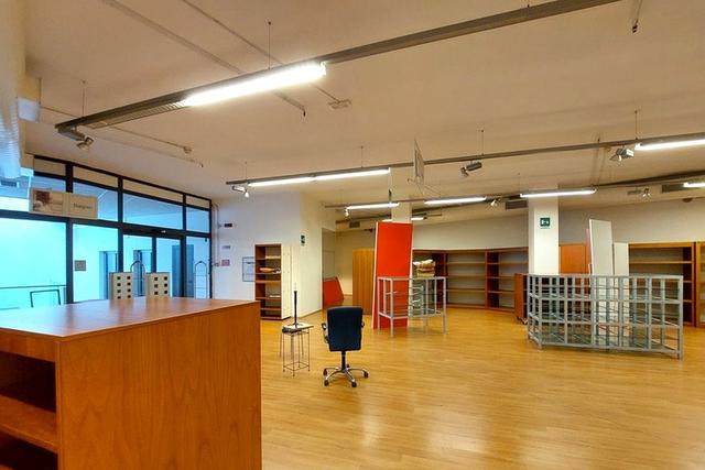 #23531 Complesso commerciale e ampio parcheggio in vendita - foto 6