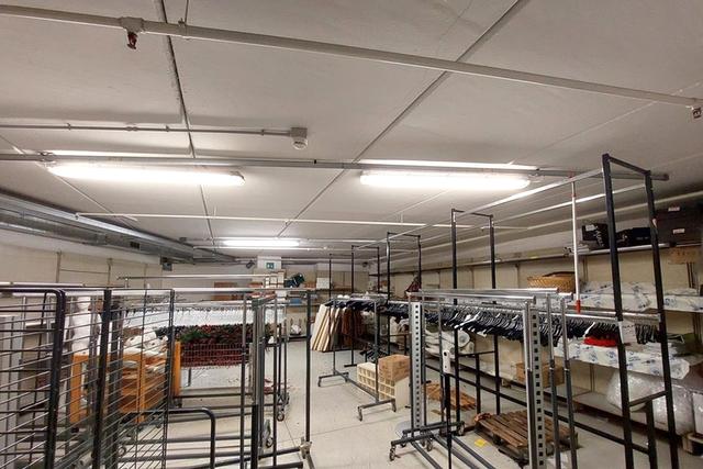 #23531 Complesso commerciale e ampio parcheggio in vendita - foto 16