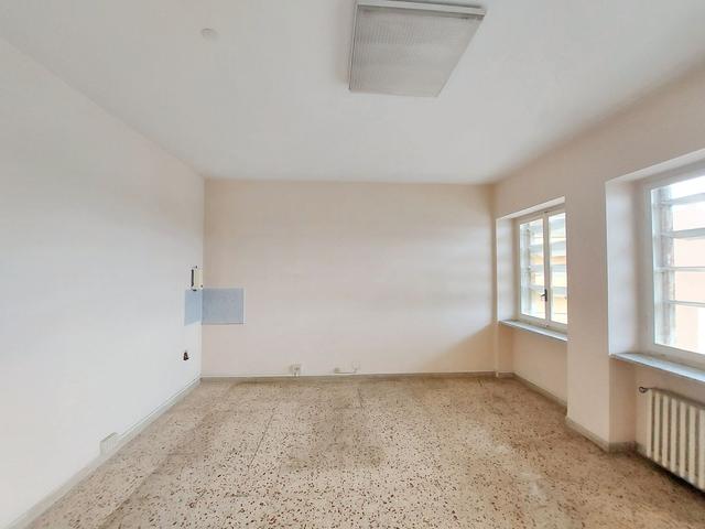 #23539 Complesso immobiliare direzionale-terziario con area edificabile in vendita - foto 9