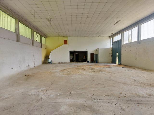 #23553 Capannone con ampia area pertinenziale e alloggio custode in vendita - foto 7