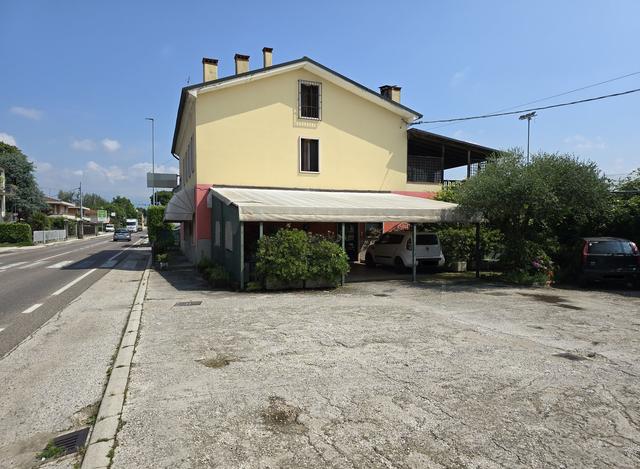 #23562 Ristorante con abitazione in vendita - foto 3