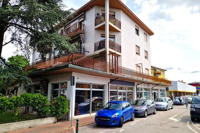 #23623 Locale commerciale con magazzini e tettoia in vendita - foto 24