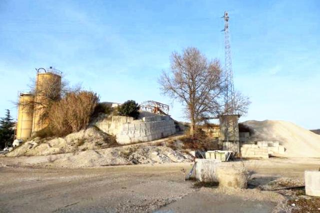 #23647 Terreno con impianto produzione calcestruzzi e inerti in vendita - foto 7