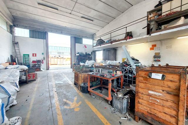 #23741 Capannone industriale e ramo d'azienda in vendita - foto 28