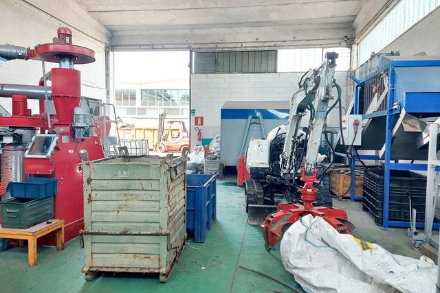 #23741 Capannone industriale e ramo d'azienda in vendita - foto 33