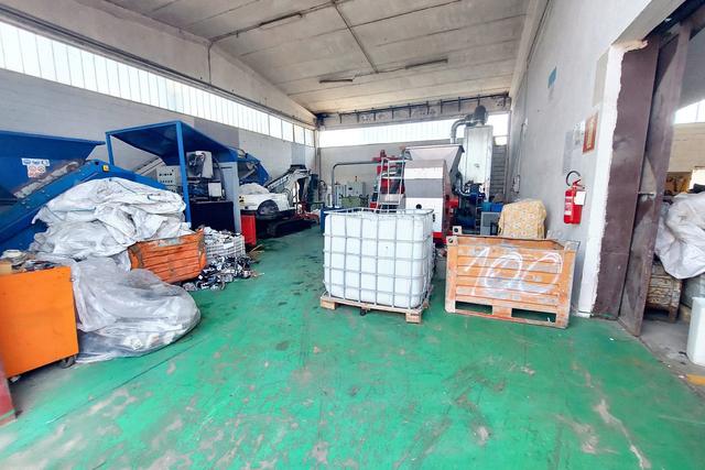 #23742 Capannone con uffici e alloggio custode in vendita - foto 18