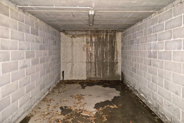 Garage in vendita