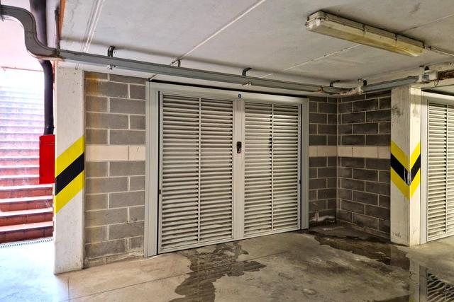 Garage in vendita