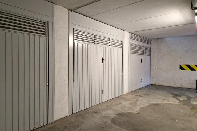 Garage in vendita