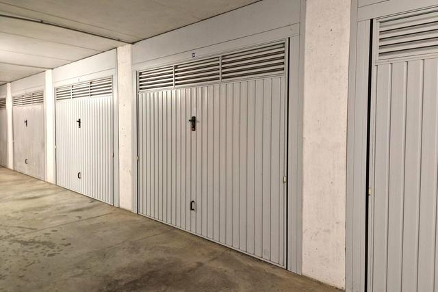 Garage in vendita