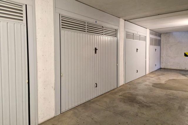 Garage in vendita