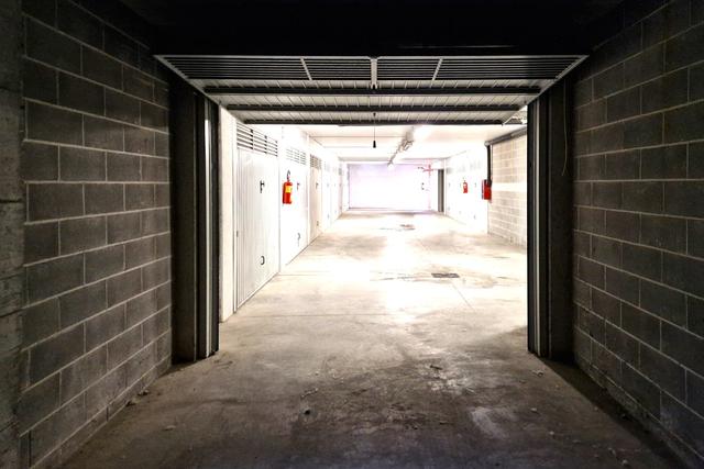 Garage in vendita