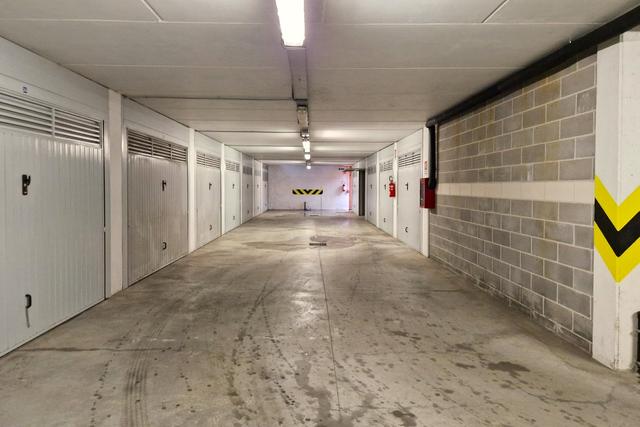Garage in vendita