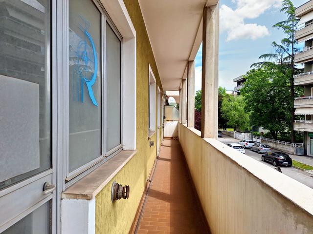 #23833 Ufficio con cantina e posto auto in edificio residenziale in vendita - foto 10