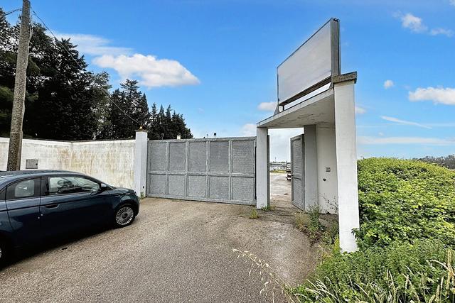#23848 Fabbricato uso ufficio con terreno di 17.232 mq in vendita - foto 9