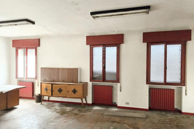 #23885 Ufficio al piano primo in vendita - foto 2