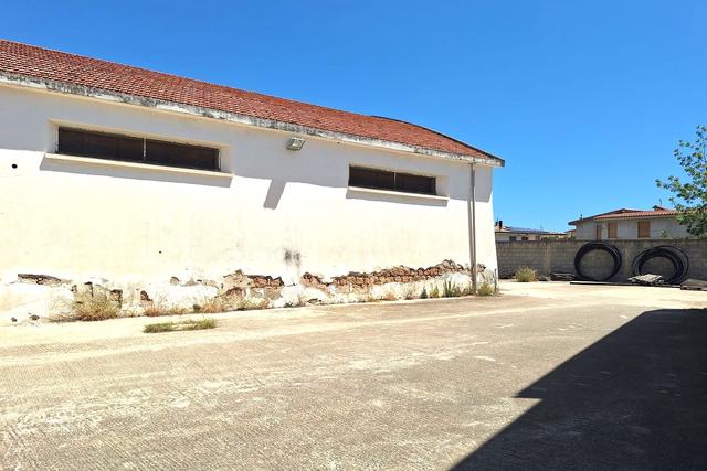 #23963 Complesso artigianale con cortile e pertinenze in vendita - foto 15