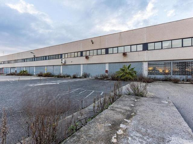 #23975 Capannone industriale alle porte di Sabaudia in vendita - foto 1