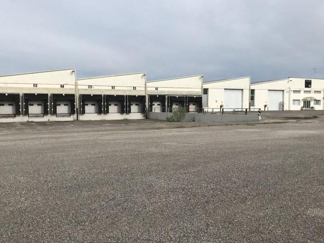 #24048 Capannone industriale con area pertinenziale in vendita - foto 3