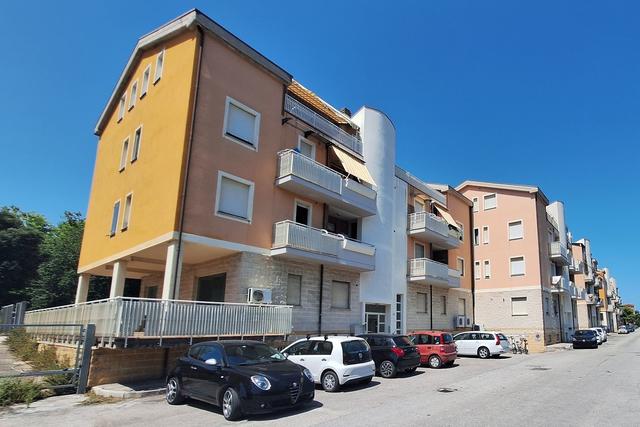 #24124 Area urbana a corte sul fronte di palazzina in vendita - foto 3