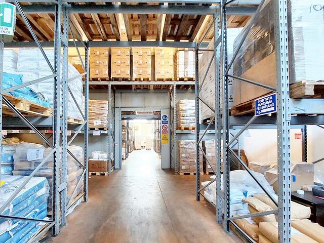 #24131 Capannone artigianale adibito alla produzione e al commercio in vendita - foto 22