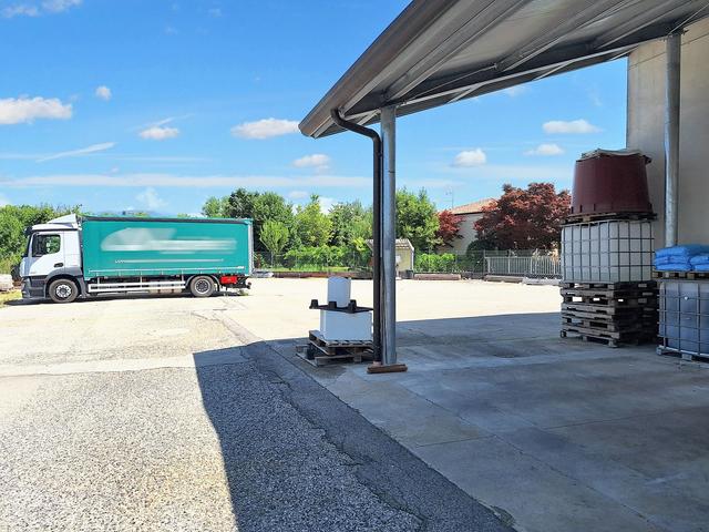 #24141 Capannone su due livelli a destinazione commerciale in vendita - foto 13