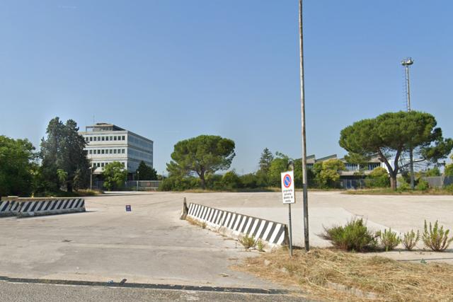 #24162 Ex complesso industriale, area edificabile in vendita - foto 3