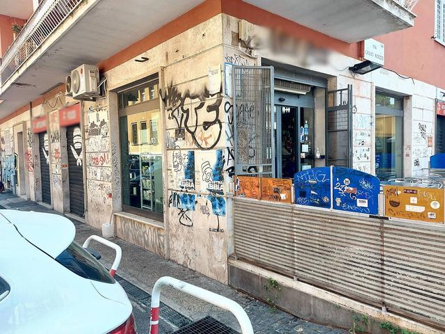 #24252 Locale commerciale al piano terra in vendita - foto 2