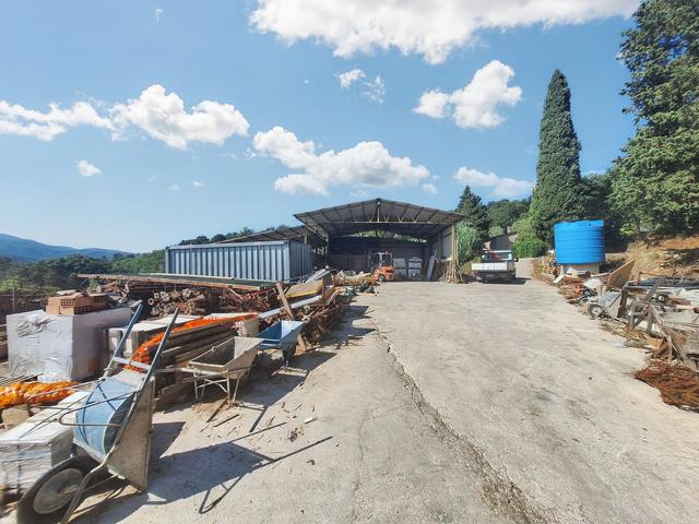 #24300 Terreni agricoli di 1490 mq con tettoie in vendita - foto 3