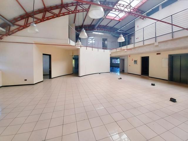 Centri direzionali in vendita