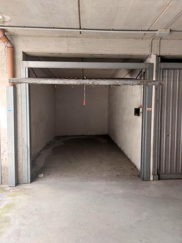 Garage in vendita
