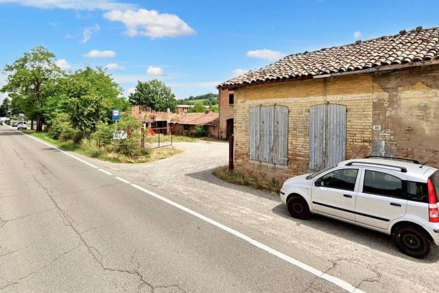#24579 Immobili con destinazioni varie in vendita - foto 3