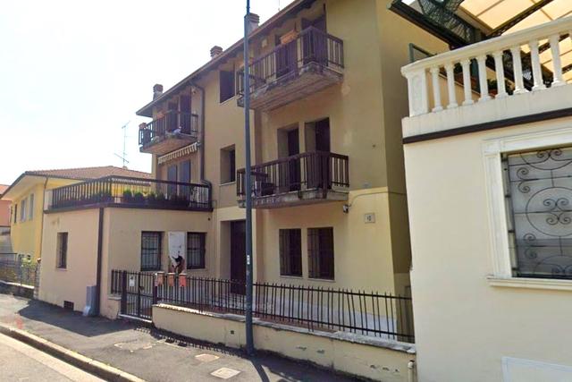 #24584 Ufficio al piano terra con scoperto privato in vendita - foto 2