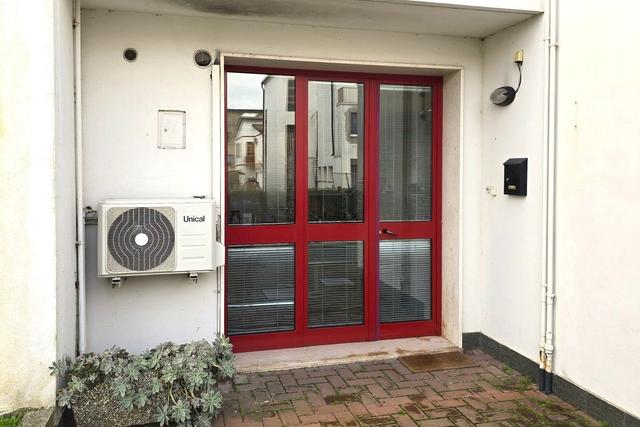#24650 Locale commerciale in edificio polifunzionale in vendita - foto 7