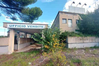 Edifici direzionali in vendita