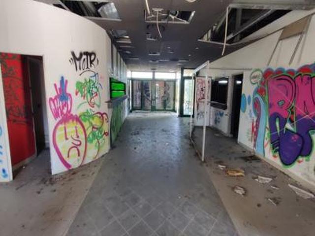 #25017 Locale commerciale ex discoteca in vendita - foto 12