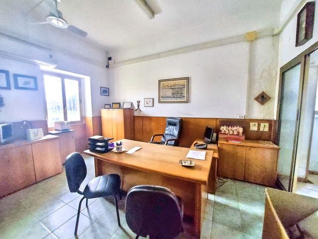 #25123 Capannone con uffici e area pertinenziale in vendita - foto 18