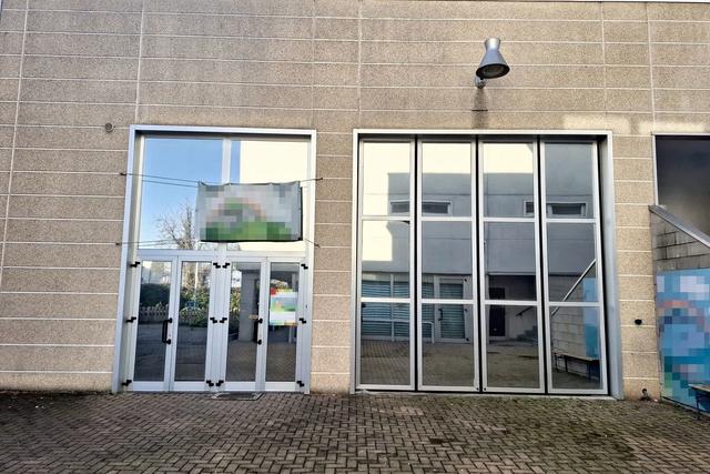 #25126 Laboratorio con quattro posti auto in vendita - foto 4